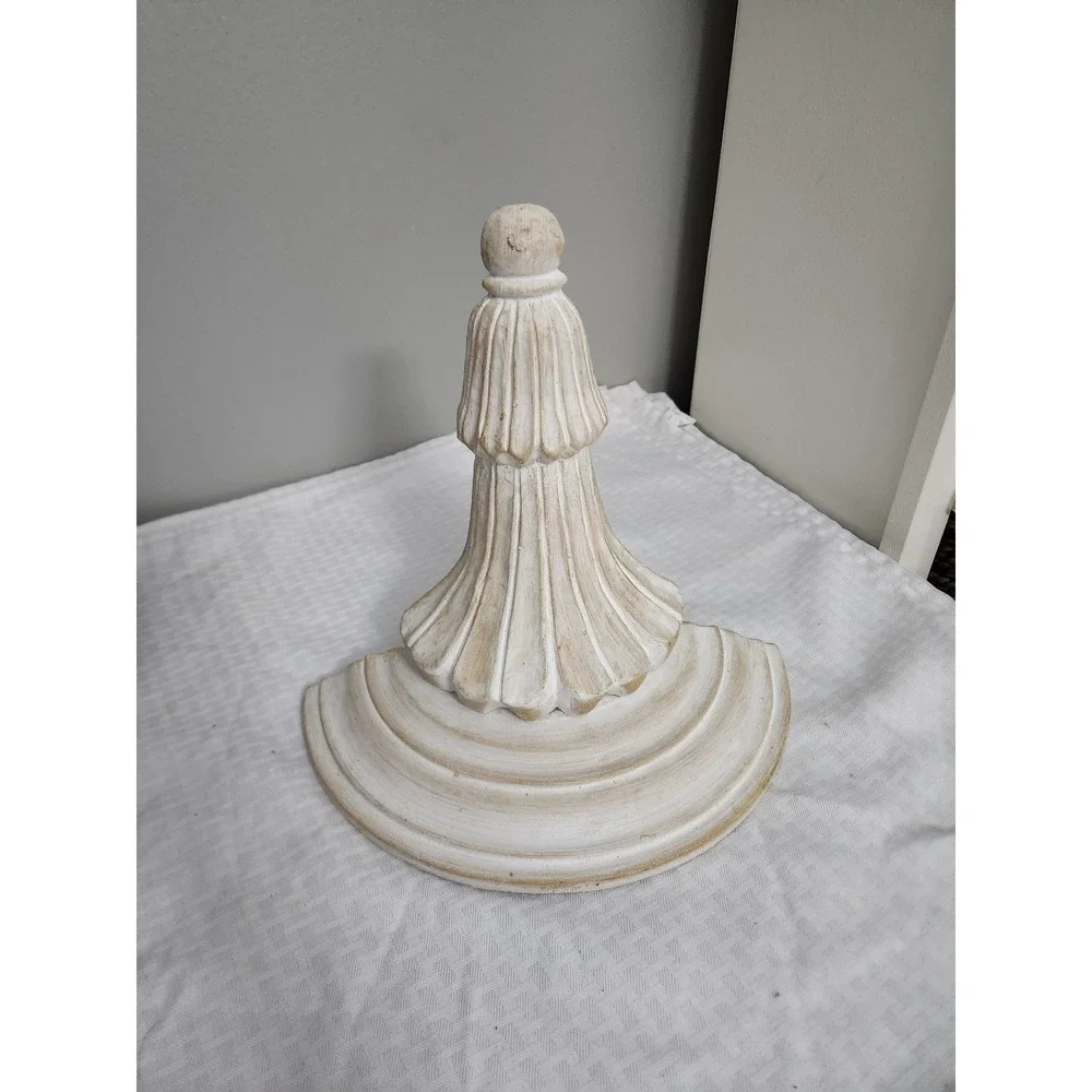 Vintage Distressed White Decorative Wall Corbel Architectural Sconce